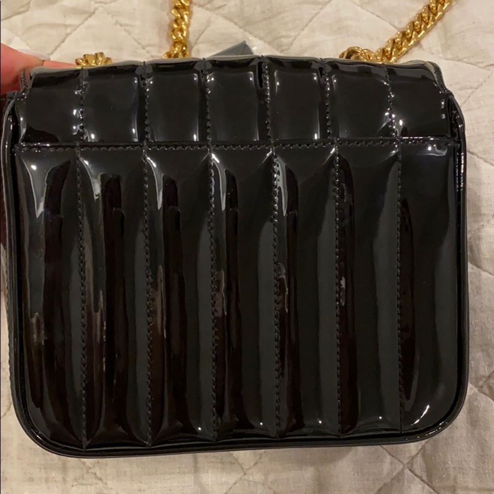 Yves Saint Laurent Black and Gold Shoulder Bag - Picture 4 of 8
